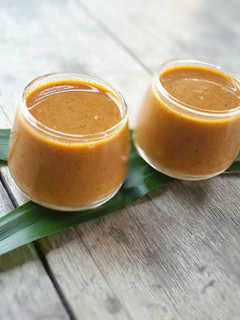A picture of Thai Peanut Sauce.