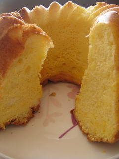 A picture of Honey Chiffon Cake.