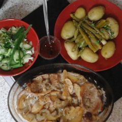 A picture of My Pork and Apple Bake.