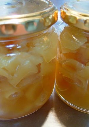 A picture of Spring Ginger Simmered in Honey.