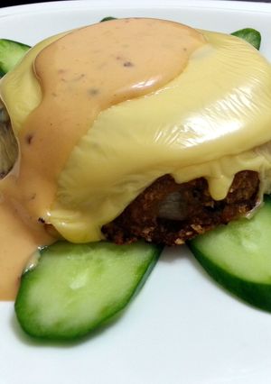 A picture of Cheesy Mini Meatloaf.