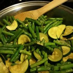 A picture of String Beans & Summer Squash.