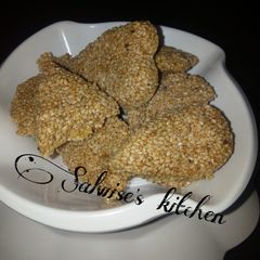 Sesame candy A picture of Sesame candy.
