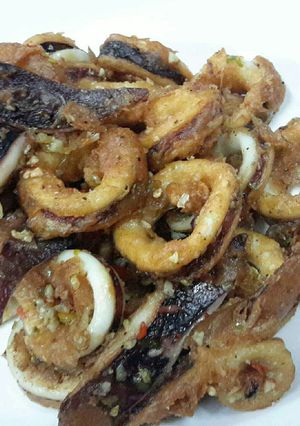A picture of Kanya 's Salt and Peppers Squids.
