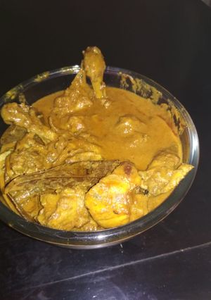 A picture of Chicken Korma.