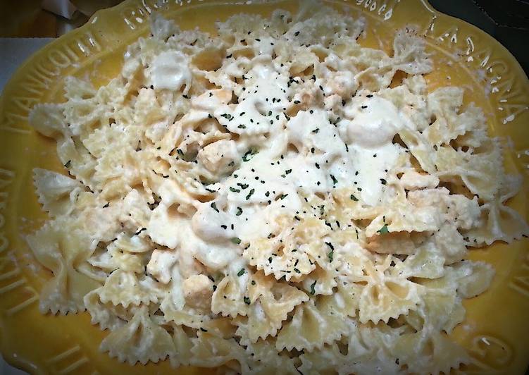 Steps to Prepare Favorite Easy Cream Cheese Alfredo Sauce