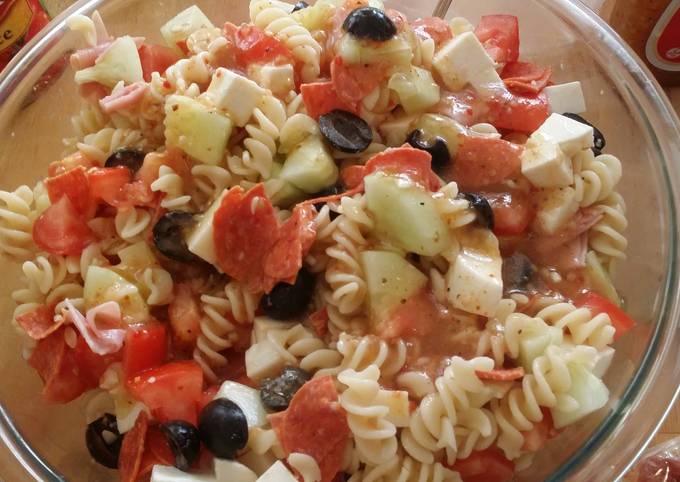 Recipe of Ultimate Taisen&#39;s semi Italian pasta salad