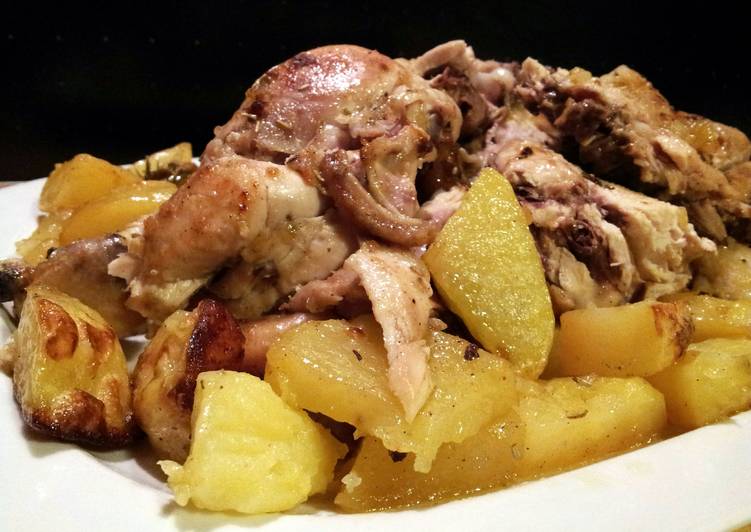 Recipe of Speedy AMIEs Roasted CHICKEN with roasted POTATO