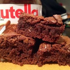 A picture of Nutella Cake.