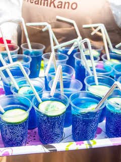 A picture of Blue Hawaii.