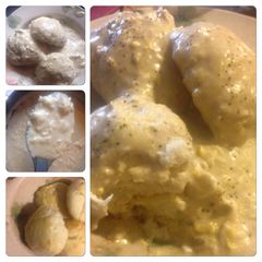 A picture of Egg Gravy and Biscuits.