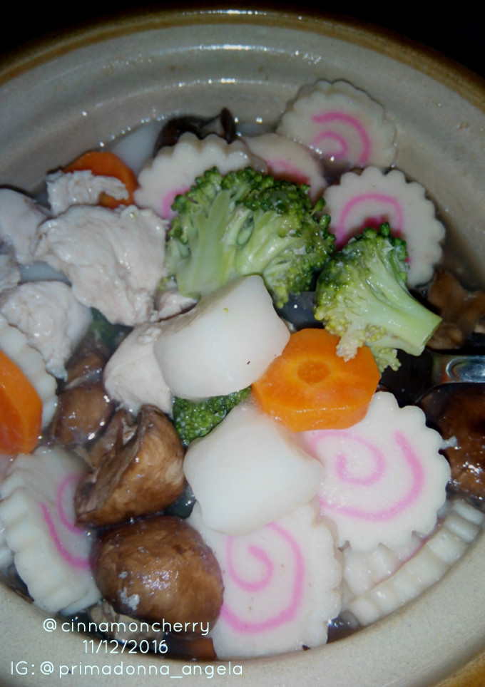 A picture of Simple Ozoni (Clear Soup with Mochi Blocks).