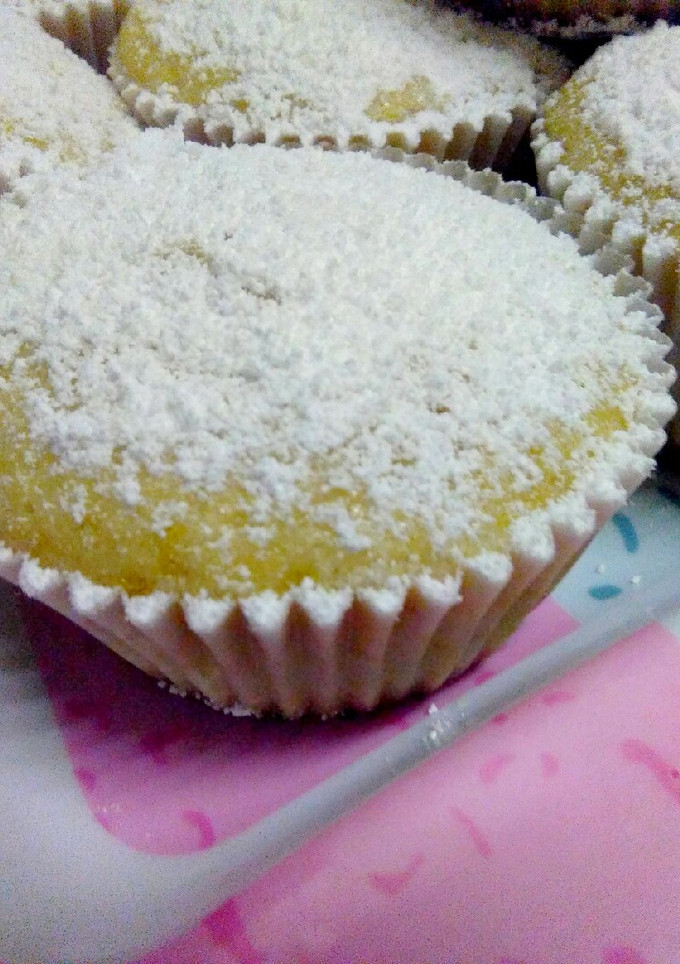 Una foto de Magdalenas rellenas de fresa y chocolate