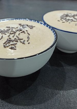 Foto principal de Batido - helado de plátano, manzana y crema de cacahuate 🍧