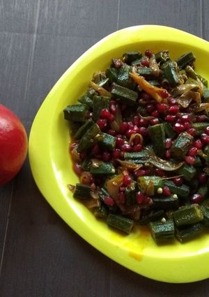 A picture of Bhindi anardana.