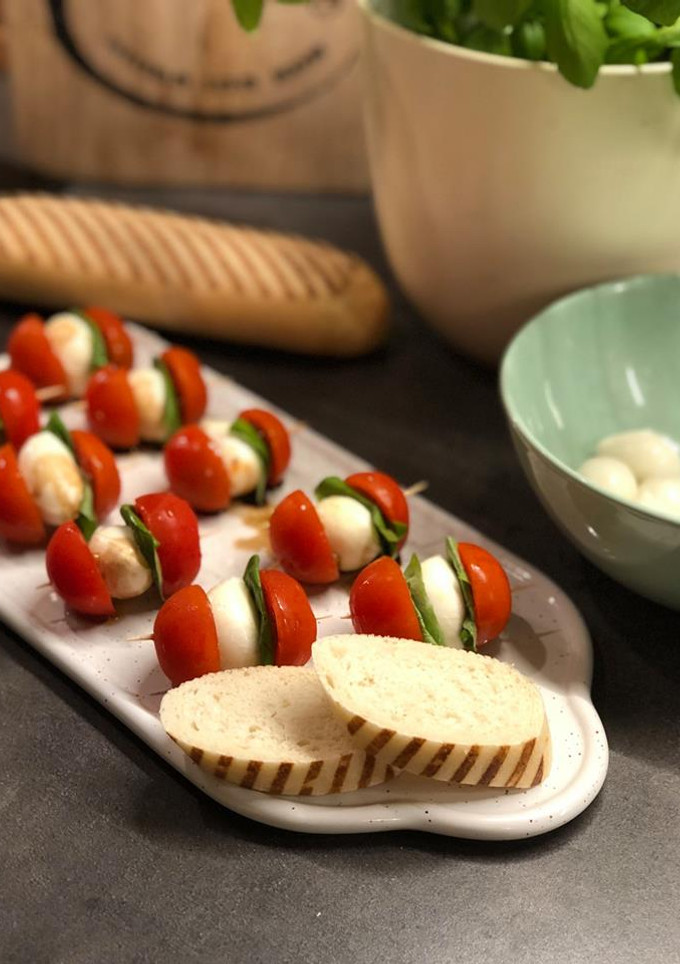 Una foto de Ensalada Italiana Caprese