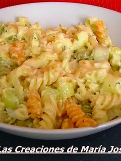 Foto principal de Pasta en salsa de queso y puerro