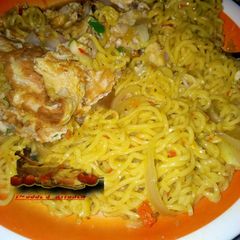 A picture of Noodles and Egg.