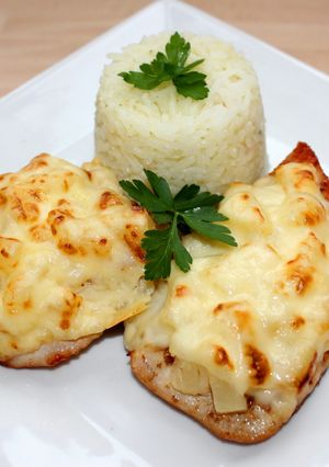 Ananászos-sajtos csirke recept fotója