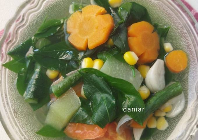 Resep Sayur Bening Daun Katuk Oleh Daniar Cookpad