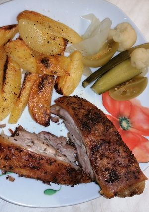 Fűszeres sült csülök 🐷🧄🥔 recept fotója