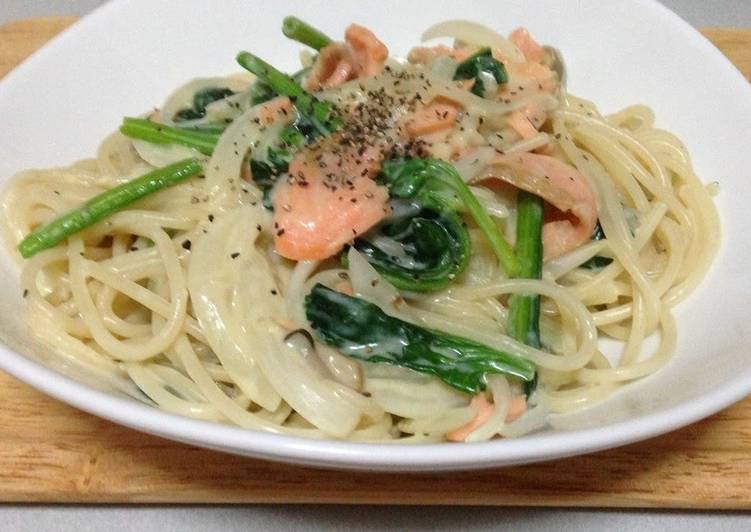 Easiest Way to Prepare Tasty Salmon &amp; Spinach Soy Milk Pasta This is Secret Recipe  From Homemade !!