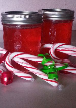 A picture of CANDY CANE SYRUP.