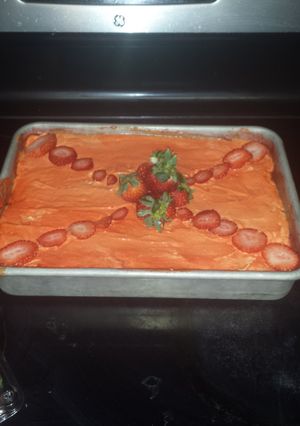 A picture of Ohhhlaa in your mouth strawberry cake.