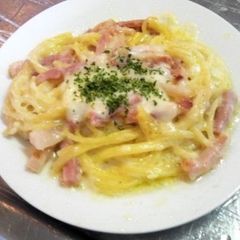 A picture of Easy Spaghetti with Cream Sauce.