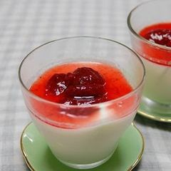 A picture of Simplified Recipe Blancmange.
