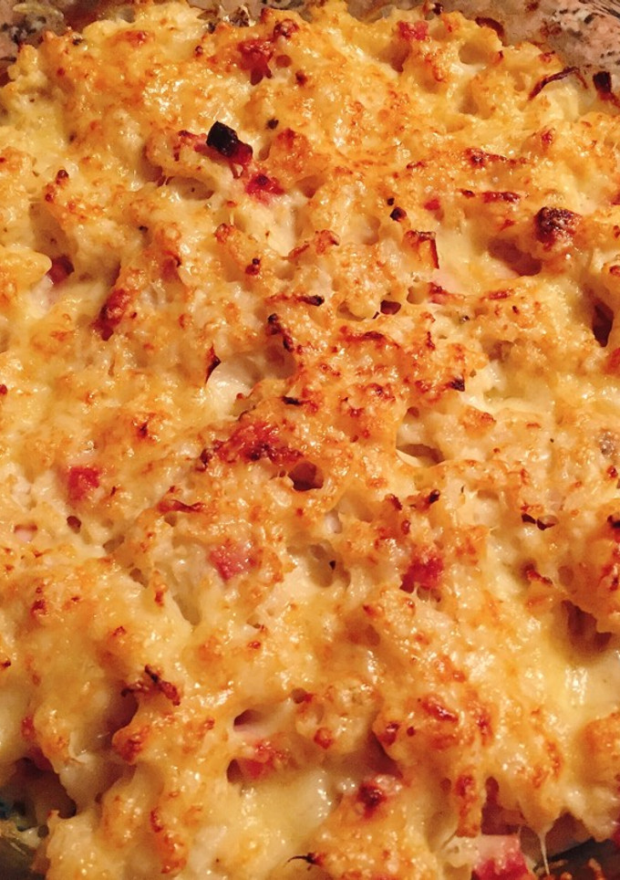 Una foto de Coliflor con bacon y leche evaporada