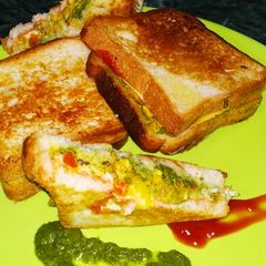 A picture of Muglai Sandwich.