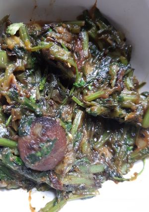পালং শাকের ঘন্ট(Palak saager ghonto recipe in Bengali) রেসিপির প্রধান ছবি