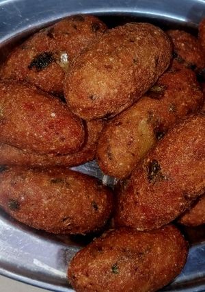 कूटू के फलाहारी कटलेट(kuttu ke falahari cutlet recipe in hindi) रेसिपी मुख्य फोटो