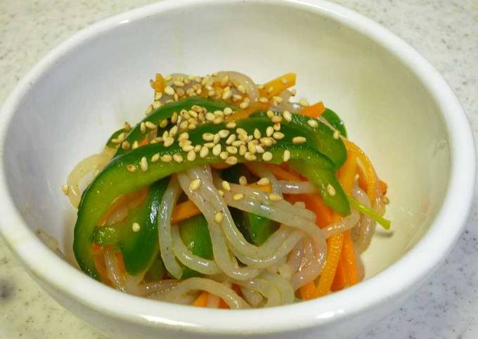 Shirataki Noodle Salad with Sesame Oil