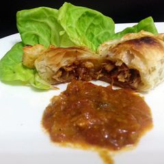 A picture of Chicken Curry Puff.