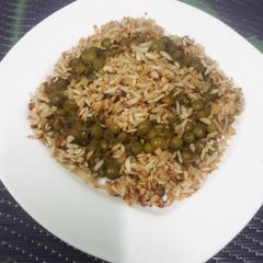 A picture of Matar chura.
