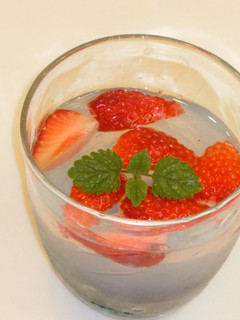 A picture of Fizzy Soda Jelly.