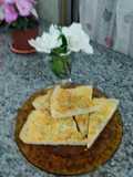 Tarta de cebolla, queso y aceitunas