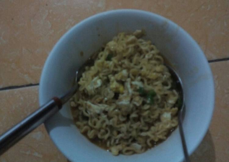 Resep Mie tektek praktis indomie goreng yang Enak Banget