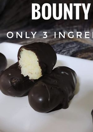 બોન્ટી બાર ચોકલેટ (Bounty Bar Chocolate Recipe In Gujarati) રેસીપી મુખ્ય ફોટો