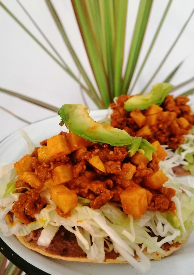 Una foto de Tostadas de picadillo