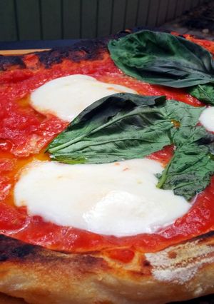 A picture of Margherita pizza topping.