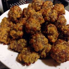 A picture of Jimmy Dean Sausage Balls.