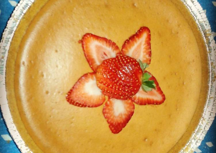 Simple Way to Prepare Super Quick Homemade Strawberry Cheesecake