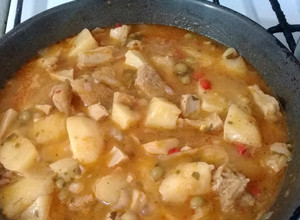 Una foto de Guiso de Mondongo 🥣😋Panza | Callos