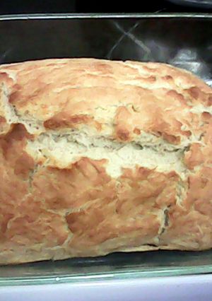 A picture of White Homemade Bread.