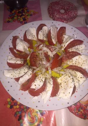 Una foto de Ensalada mozzella