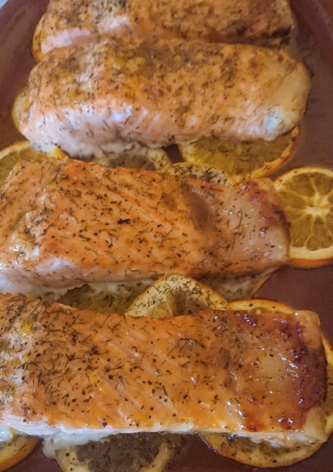 Una foto de Salmón a la naranja y limón