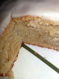 A picture of White Cake.